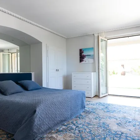 Privat bolig With Terraсe Sea View